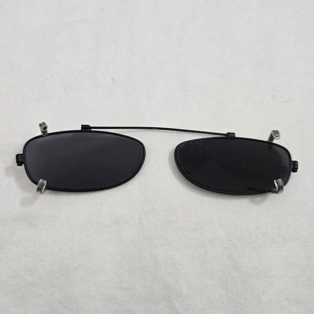 OGI‎ Clip On Sunglasses Eyeglasses Accessory Black Oval Lenses Polarized